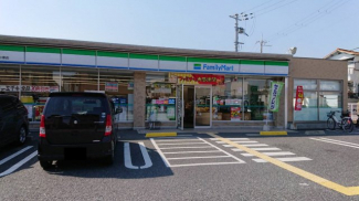 ファミリーマート上ケ原店