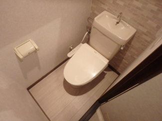 シンプルで使いやすいトイレです