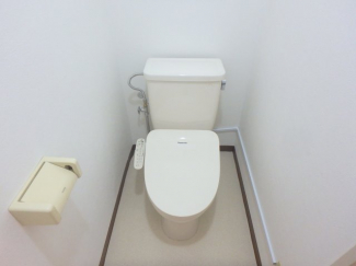 シンプルで使いやすいトイレです