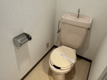 シンプルで使いやすいトイレです