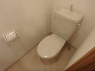 シンプルで使いやすいトイレです