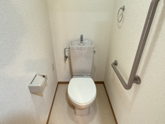 落ち着いたトイレです