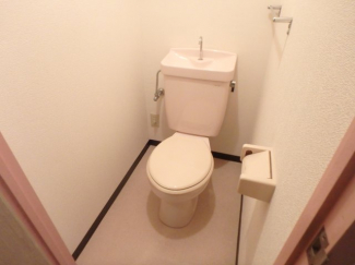 落ち着いたトイレです