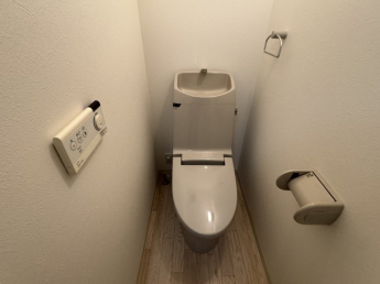 落ち着いたトイレです