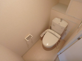 ゆったりとした空間のトイレです