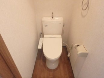 シンプルで使いやすいトイレです