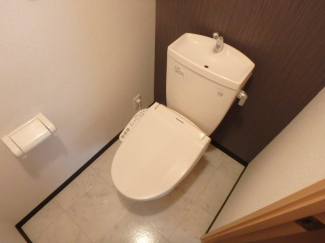 落ち着いたトイレです