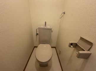 ゆったりとした空間のトイレです