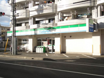 ファミリーマート松山本町六丁目店 282m