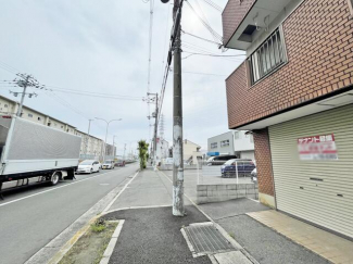 レジデンス二反田　１階路面店９８．２８㎡　駐車場有　ロードサイドの画像