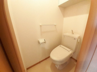 ゆったりとした空間のトイレです