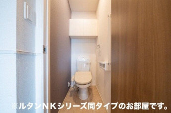 シンプルで使いやすいトイレです