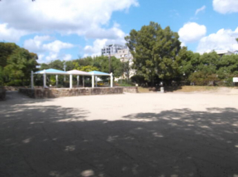 芥川公園まで5m