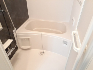 日々の疲れを癒すお風呂付です