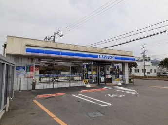 ローソン砥部消防署前店様まで200m