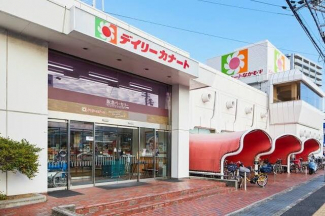 デイリーカナート中百舌鳥店まで633m