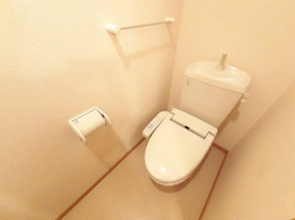 清潔感のあるトイレです