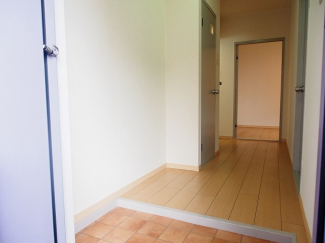 シンプルで使いやすい玄関です