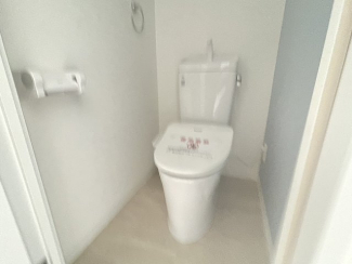 ゆったりとした空間のトイレです