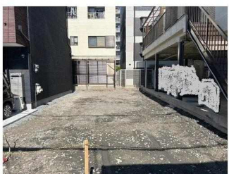 西向き　更地　整形地　建築条件なし売り土地