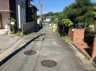 南側道路　写真撮影年月：２０２４年７月