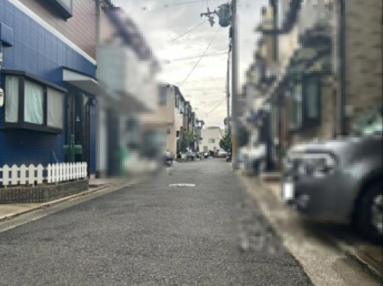 【前面道路含む現地写真】