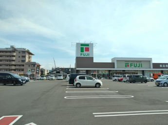 フジ椿店