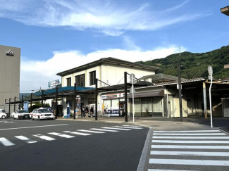 八幡浜駅まで160m