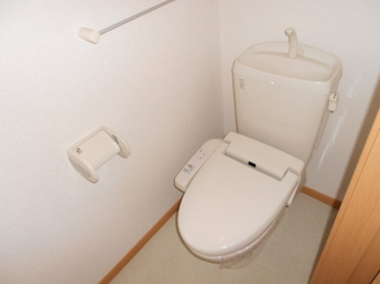 シンプルで使いやすいトイレです