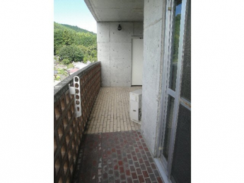 【バルコニー】