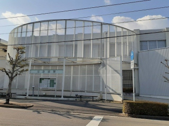 松山市役所石井支所様まで1100m