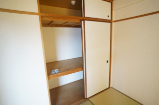 参考、同建物・反転間取りの号室