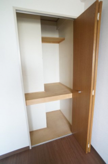 参考、同建物・反転間取りの号室