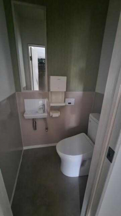 大津市萱野浦の店舗事務所の画像