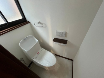 ２階トイレになります。