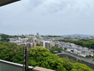 淡路島と明石海峡大橋が見えます♪