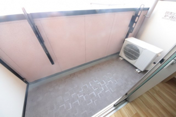 陽当たり良好なバルコニーです