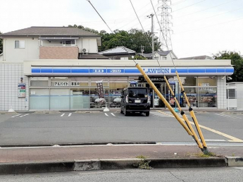 ローソン神戸長畑町店まで300m