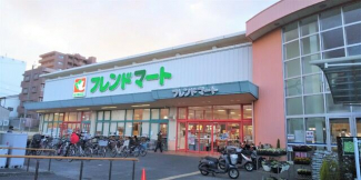 フレンドマート東寝屋川店まで550m