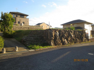 三重県名張市百合が丘東４番町の売地の画像