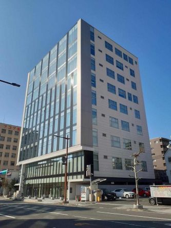 南東より