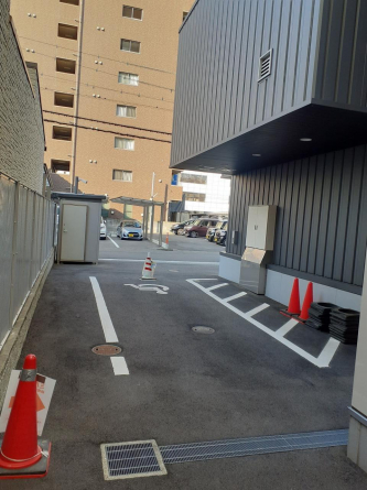 障害者用駐車スペース