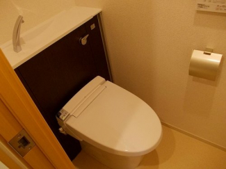 シンプルで使いやすいトイレです