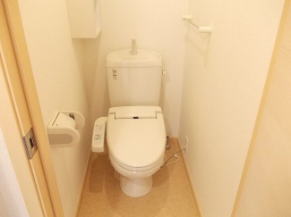 シンプルで使いやすいトイレです