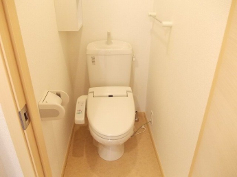 シンプルで使いやすいトイレです