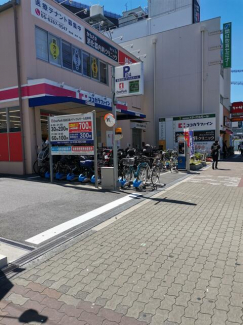 ココカラファイン喜連瓜破駅前店まで409m