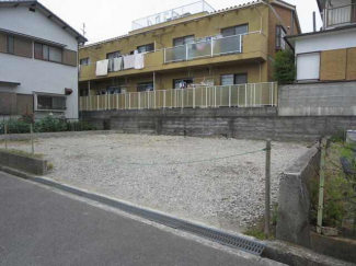 池田市畑１丁目の駐車場の画像