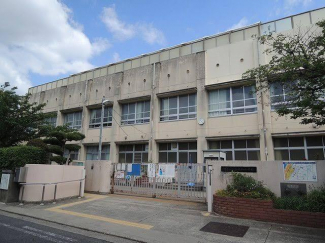 堺市立浜寺昭和小学校まで1131m