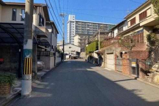 街並み風景　前面道路幅　広々約６．７ｍ