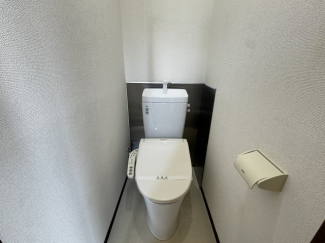 ゆったりとした空間のトイレです